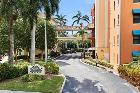 1640 Presidential Way West Palm Beach FL 33401