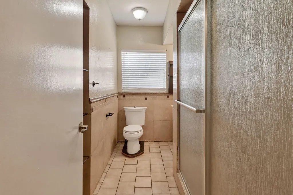 1005 Selkirk Street West Palm Beach FL 33405
