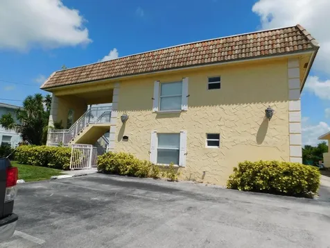 735 Hummingbird Way North Palm Beach FL 33408