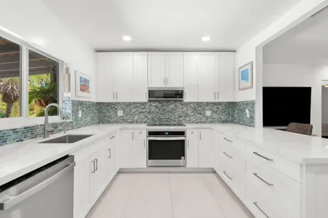 1522 NE 17th Terrace Fort Lauderdale FL 33304