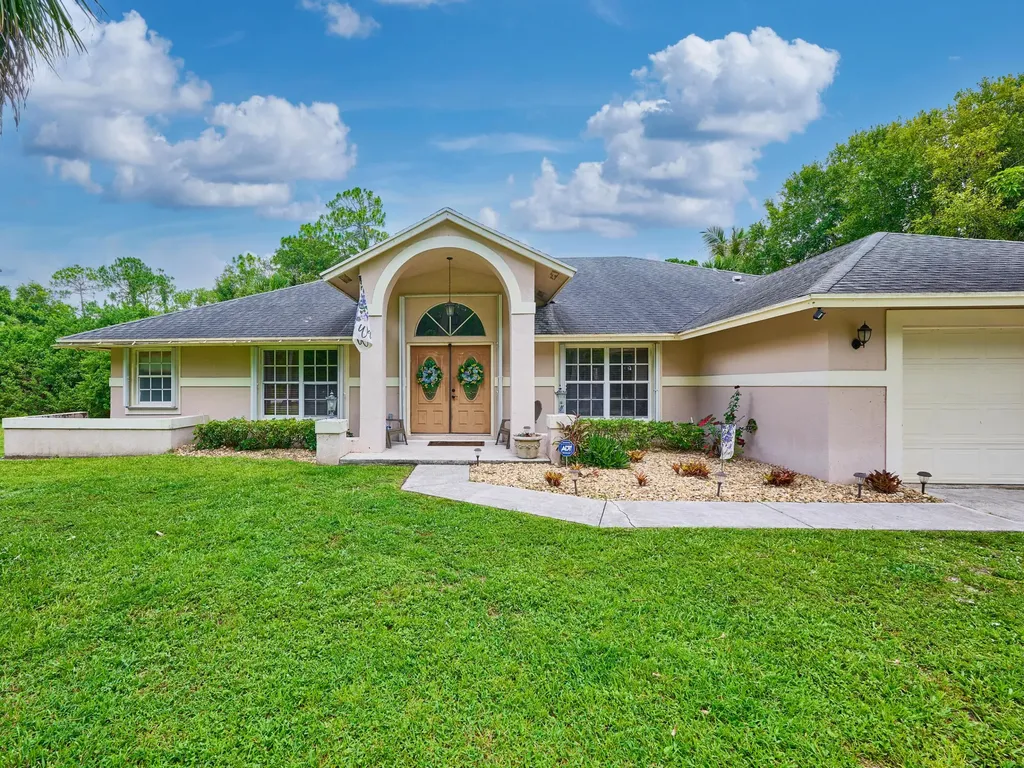 16405 90th Street N The Acreage FL 33470