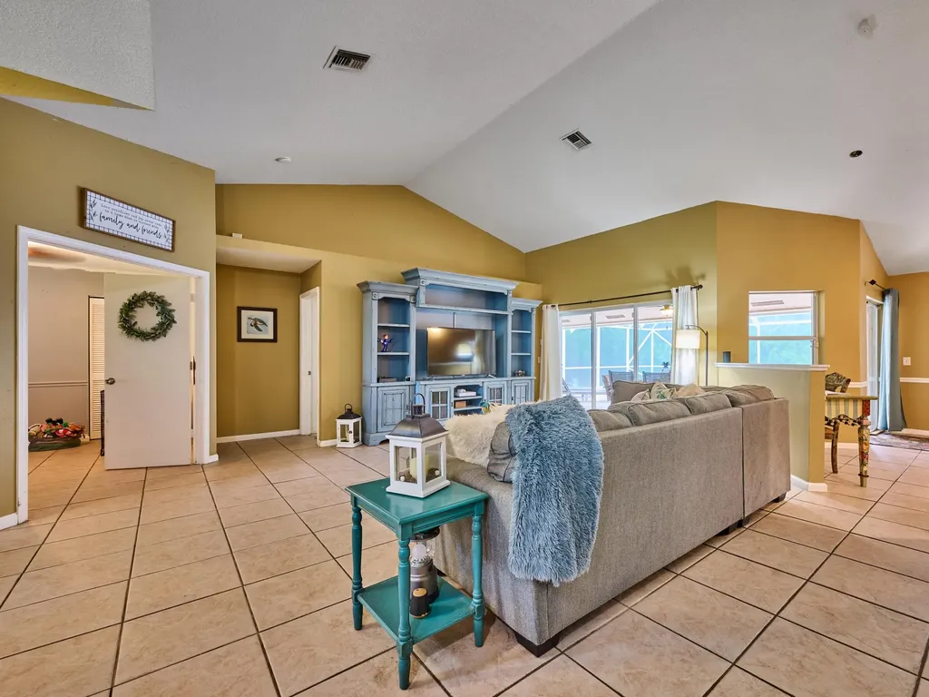 16405 90th Street N The Acreage FL 33470