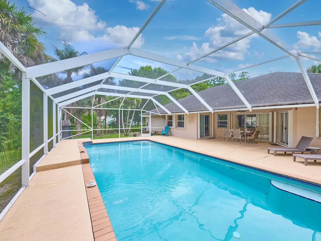 16405 90th Street N The Acreage FL 33470