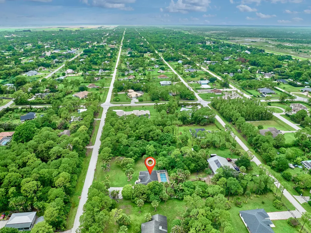 16405 90th Street N The Acreage FL 33470