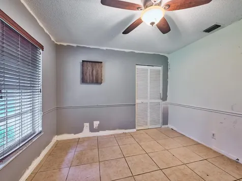 16405 90th Street N The Acreage FL 33470
