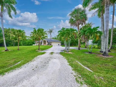 16405 90th Street N The Acreage FL 33470