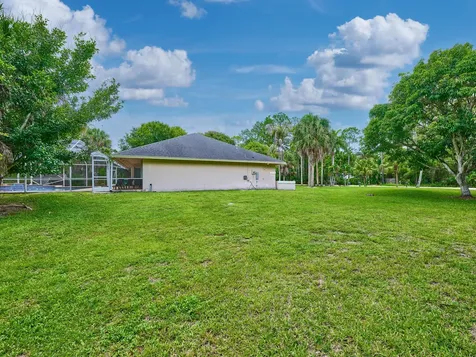 16405 90th Street N The Acreage FL 33470