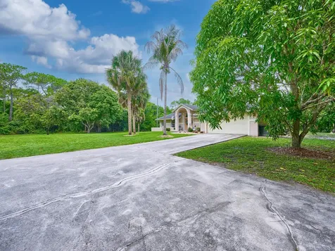 16405 90th Street N The Acreage FL 33470