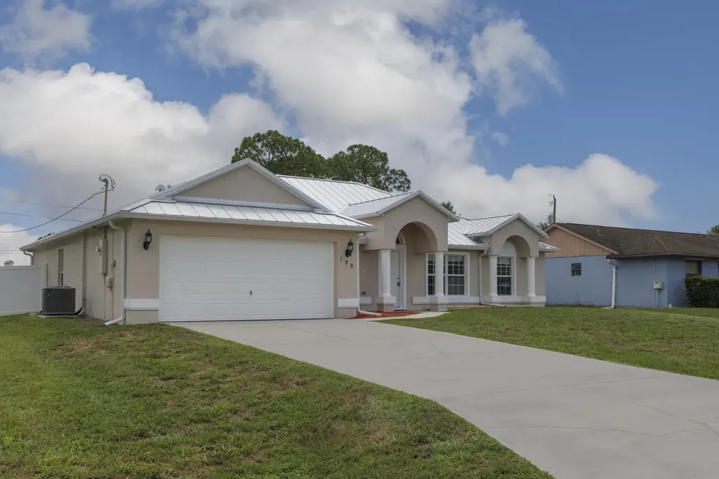 188 SW Klee Circle Port St Lucie FL 34953