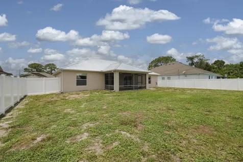 188 SW Klee Circle Port St Lucie FL 34953