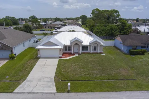 188 SW Klee Circle Port St Lucie FL 34953