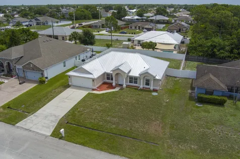 188 SW Klee Circle Port St Lucie FL 34953