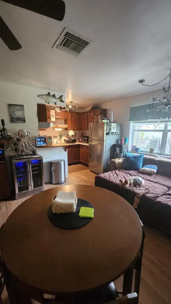 8576 Sunset Drive Palm Beach Gardens FL 33410