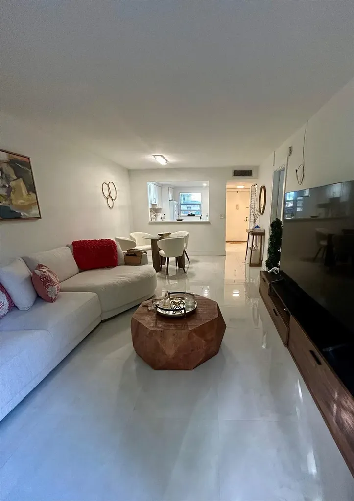 3060 Holiday Springs Boulevard Margate FL 33063