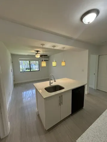 914 NE 15th Avenue Fort Lauderdale FL 33304