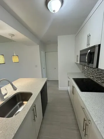 914 NE 15th Avenue Fort Lauderdale FL 33304