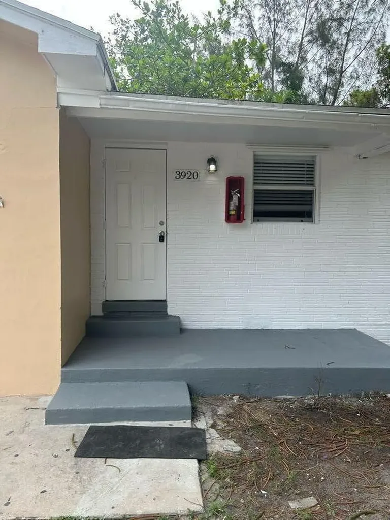 3920 7th Avenue N Lake Worth Beach FL 33461