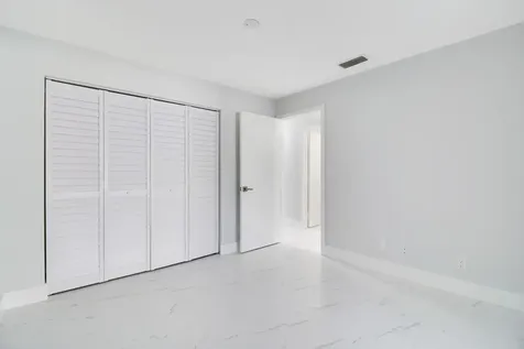 8055 Sweetbriar Way Boca Raton FL 33496
