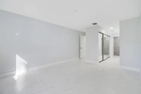 8055 Sweetbriar Way Boca Raton FL 33496