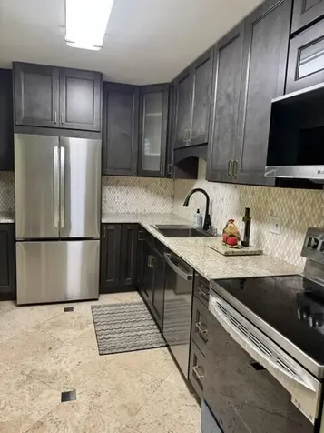 2400 NE 33rd Avenue Fort Lauderdale FL 33305