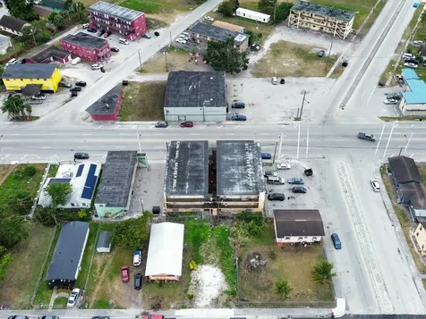 733 Dr M.l.k. Jr Boulevard W Belle Glade FL