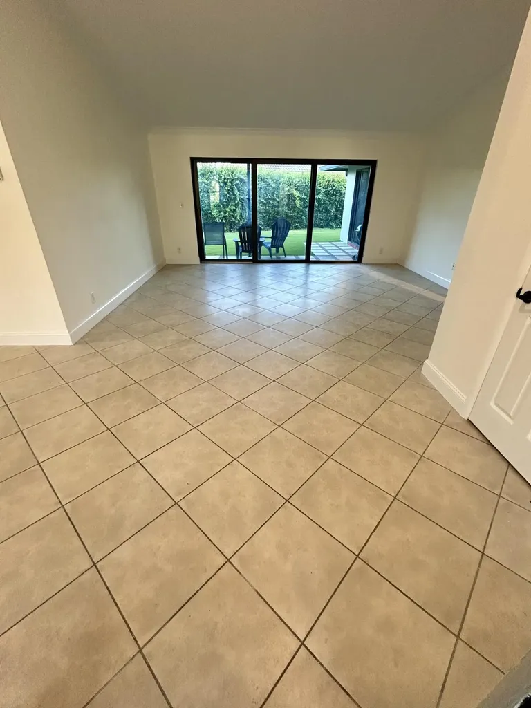 22822 Pinewood Court Boca Raton FL 33433
