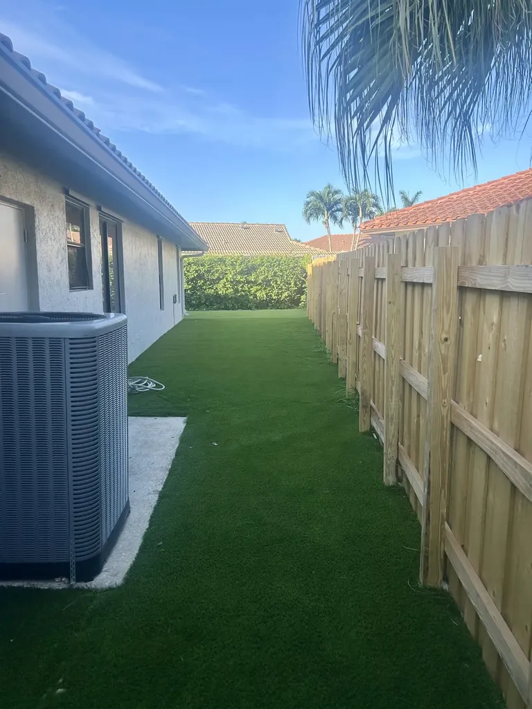 22822 Pinewood Court Boca Raton FL 33433