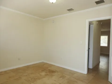 1872 NE 46th Street Fort Lauderdale FL 33308