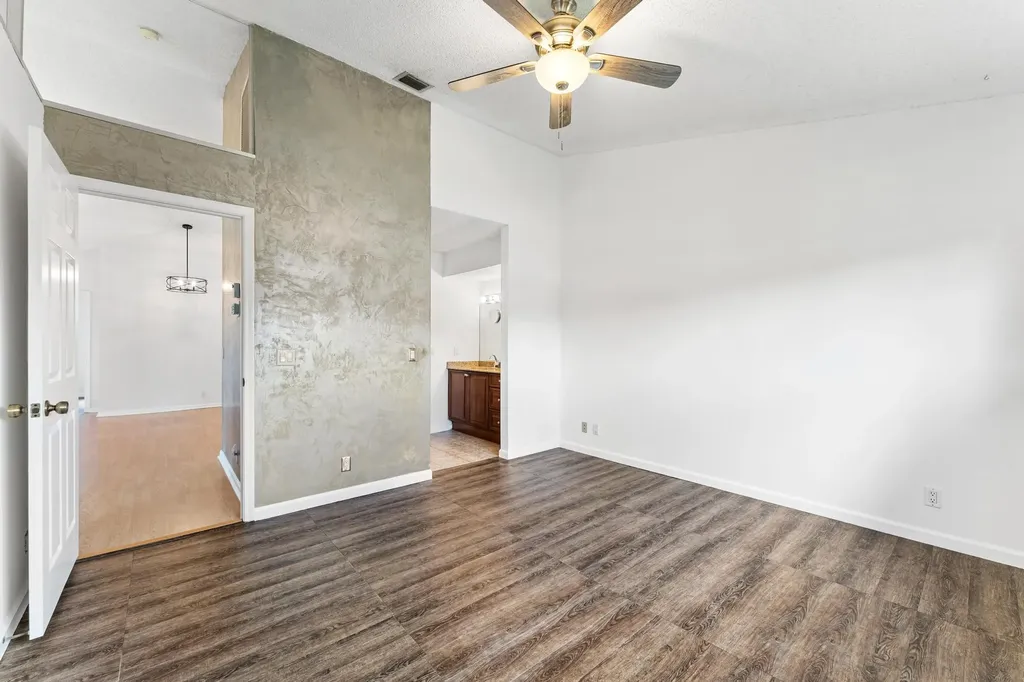 18 Vía De Casas Sur Boynton Beach FL 33426