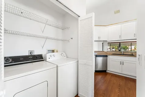 18 Vía De Casas Sur Boynton Beach FL 33426