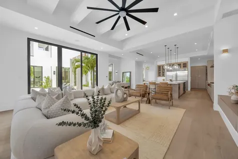 19175 W Riverside Drive Tequesta FL 33469