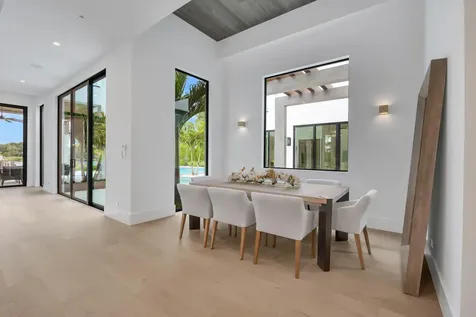19175 W Riverside Drive Tequesta FL 33469