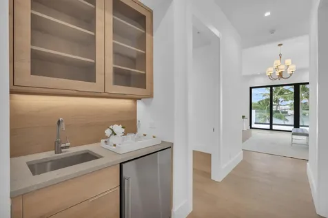 19175 W Riverside Drive Tequesta FL 33469