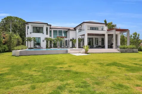 19175 W Riverside Drive Tequesta FL 33469