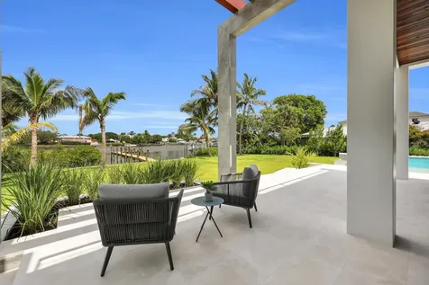 19175 W Riverside Drive Tequesta FL 33469