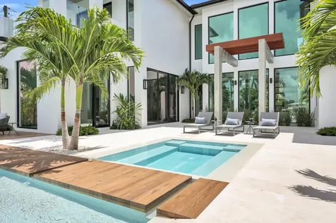 19175 W Riverside Drive Tequesta FL 33469