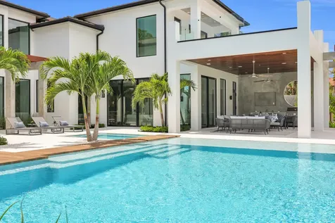 19175 W Riverside Drive Tequesta FL 33469