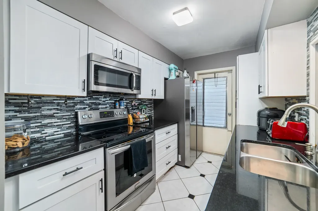 542 Saunders Street Sebastian FL 32958