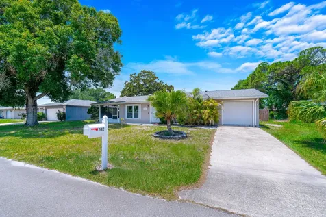 542 Saunders Street Sebastian FL 32958