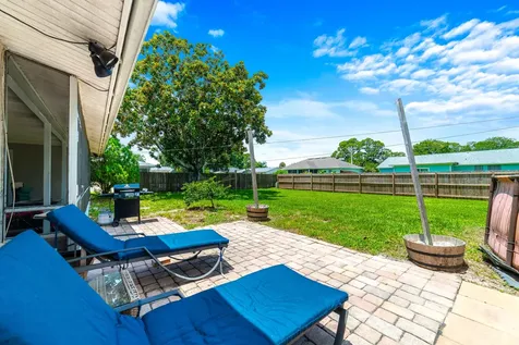 542 Saunders Street Sebastian FL 32958