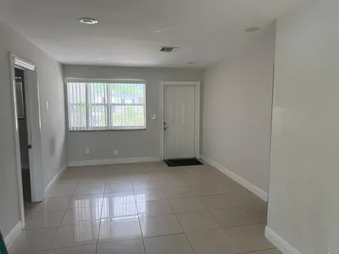 4161 NW 11th Avenue Oakland Park FL 33309