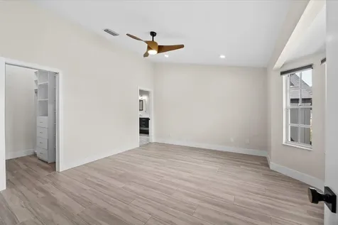 160 NE Twylite Terrace Port St Lucie FL 34983