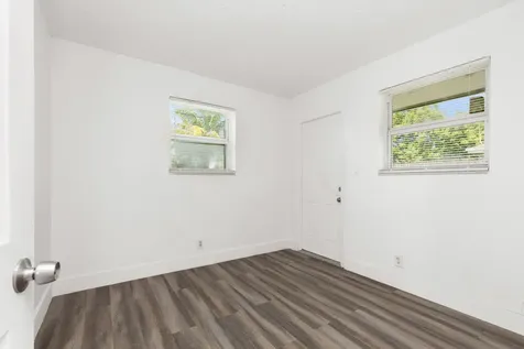 5521 SW 34th Street Hollywood FL 33023