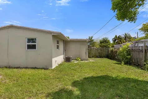 5521 SW 34th Street Hollywood FL 33023