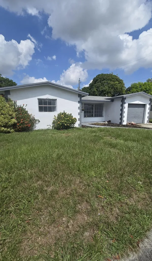 Lauderhill FL 33313