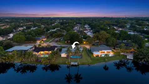 5152 SW 104th Avenue Cooper City FL 33328