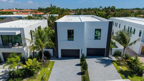 723 Lake Avenue N Delray Beach FL 33483