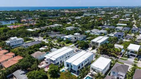 723 Lake Avenue N Delray Beach FL 33483