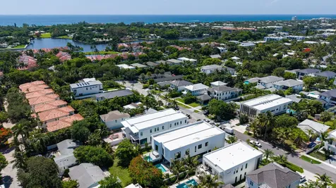723 Lake Avenue N Delray Beach FL 33483