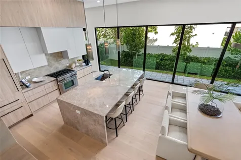 723 Lake Avenue N Delray Beach FL 33483